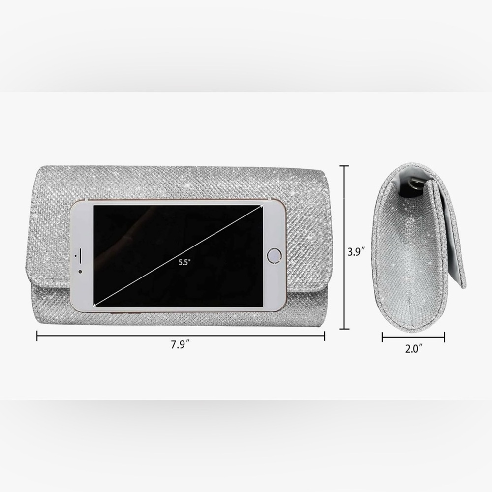 🚨FREE with any purchase🚨
Outrip Silver studded clutch with chain strap and tags - Picture 4 of 4